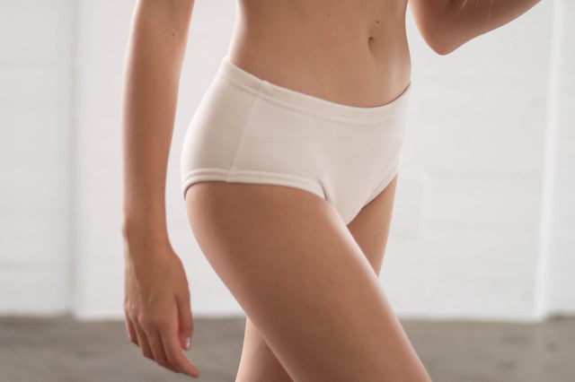 Details Velvet Briefs - Light